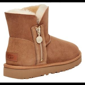 NWT UGG Bailey Zip Mini Boots Size 9